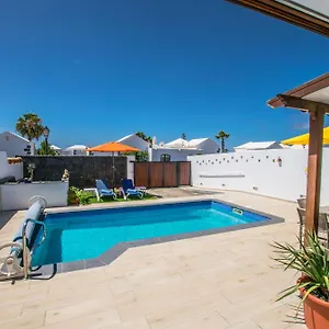 villa-alegranza-lh190.in-canary-islands.com/
