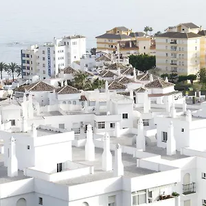 anna-pierre-noel-apartment.hotelsinnerja.org/